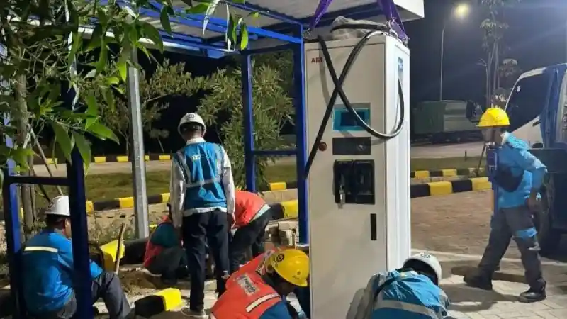 Foto - Arus Pemudik Ke Arah Barat Jabodetabek Makin Padat