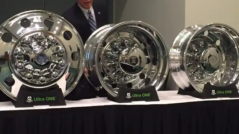 Foto - Trendy Dan Ekonomis, Pelek Aluminium Semakin Diminati Pengusaha Bus Dan Truk 