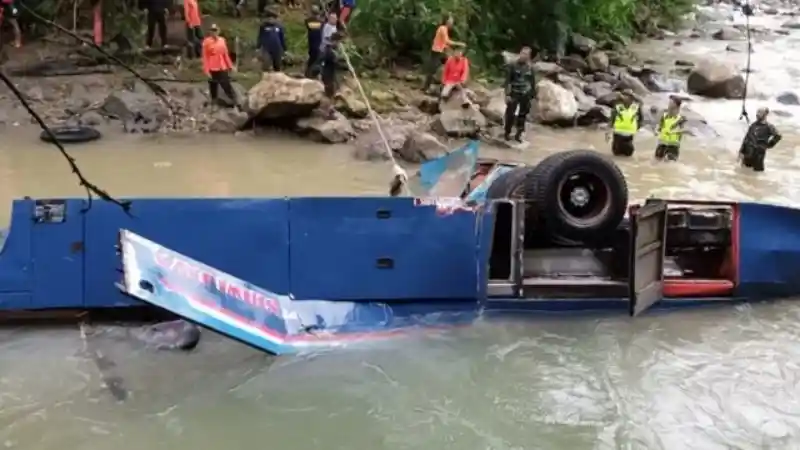 Berita - Ini Aturan Pemerintah untuk Mencegah Kecelakaan Angkutan Umum 