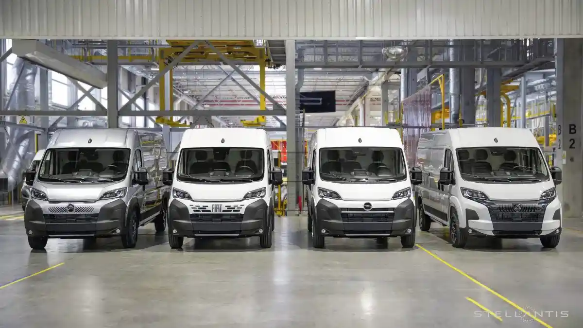 Van - Stellantis Produksi 100 Ribu Unit Kendaraan Hidrogen 