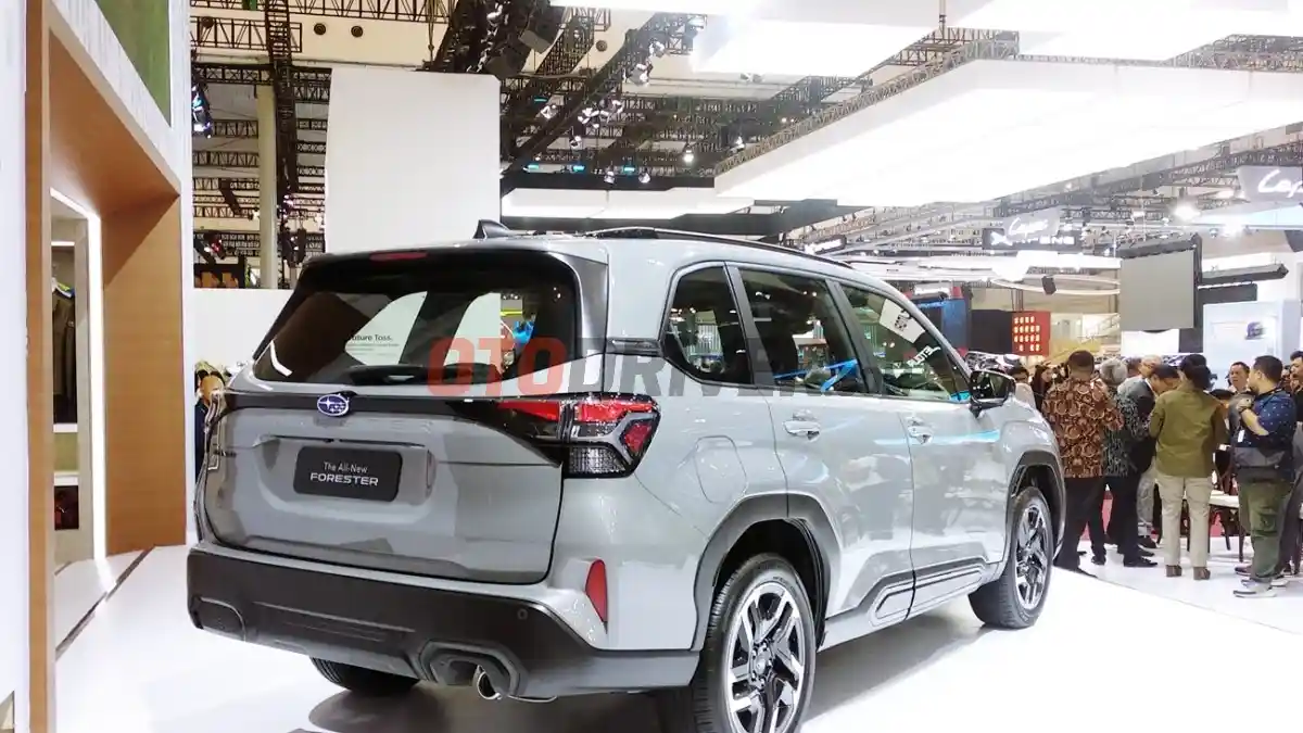 Foto - Subaru Forster Bergaya Modern Dengan Kemampuan Offroad Baik, Dijual Rp 695 Jutaan
