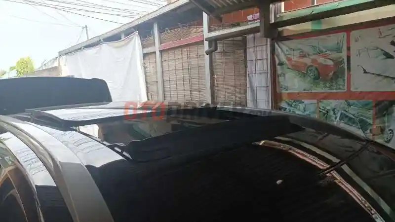 Foto - Mau Pasang Sunroof untuk Mobil Anda ? Mulai Rp15 Jutaan saja!