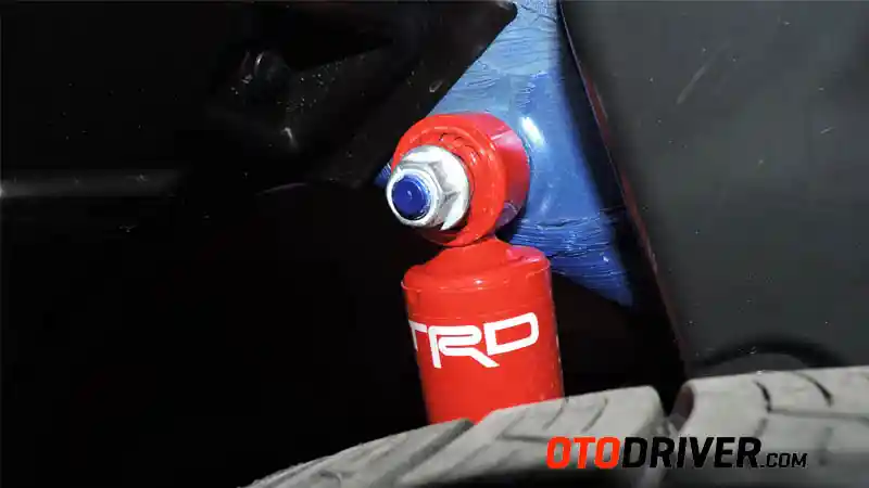 Foto - Suspensi TRD Toyota Rush Bisa Untuk Daihatsu Terios. Ini Harganya
