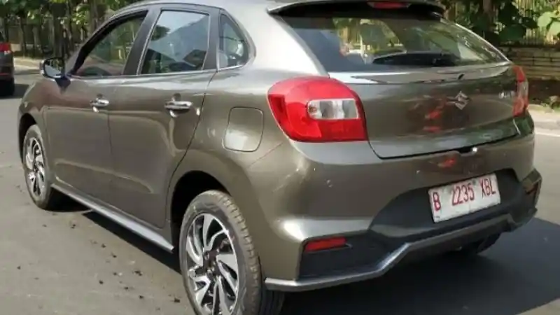 Foto - Baleno Hatchback Facelift Sudah ada di Dealer!