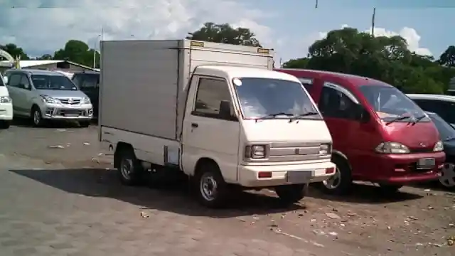 Pikap - Suzuki Carry 1000, Si Legenda Pikap Bermesin Seliter