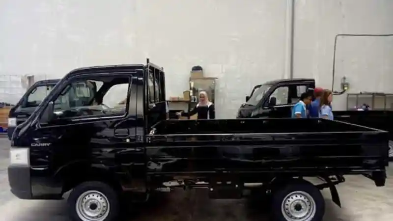 Foto - Wujud Utuh Suzuki Carry Pick Up Generasi Terbaru