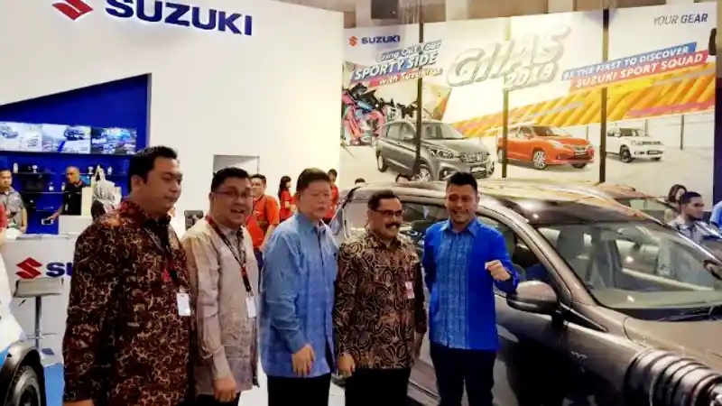 Foto - Usung Konsep Sport, Suzuki Targetkan Ratusan Unit Laku di GIIAS Surabaya 2018