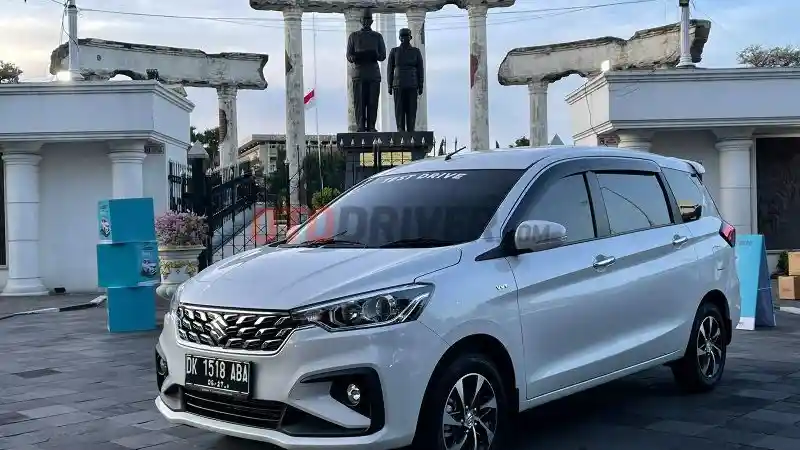 Foto - Cara Mudah Mendapatkan Suzuki Ertiga Hybrid Dengan DP Rp 20 Jutaan