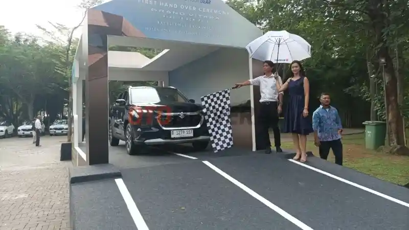 Foto - Suzuki Sudah Distribusikan Grand Vitara, Ini Tipe Yang Paling Laku