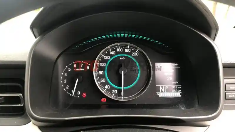 Foto - FIRST DRIVE: Suzuki Ignis AGS Facelift 2020