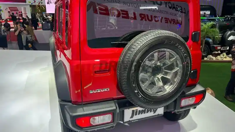 Foto - Cuma Butuh 3 Hari Untuk Suzuki Jimny 5 Door Catatkan 1.200 Surat Pemesanan