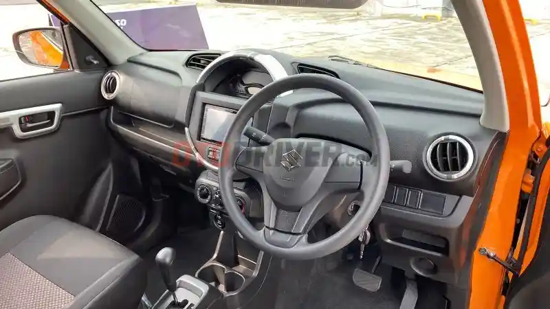 Foto - DP Mulai Rp 20 Jutaan Sudah Bisa Bawa Pulang Suzuki S-Presso