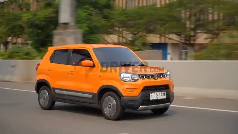 Foto - Suzuki Baleno Hatchback Dan S-Presso Kena Recall!