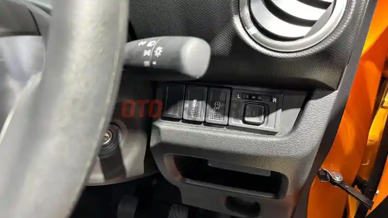 Foto - Suzuki S-Presso Dapatkan Fitur Baru!