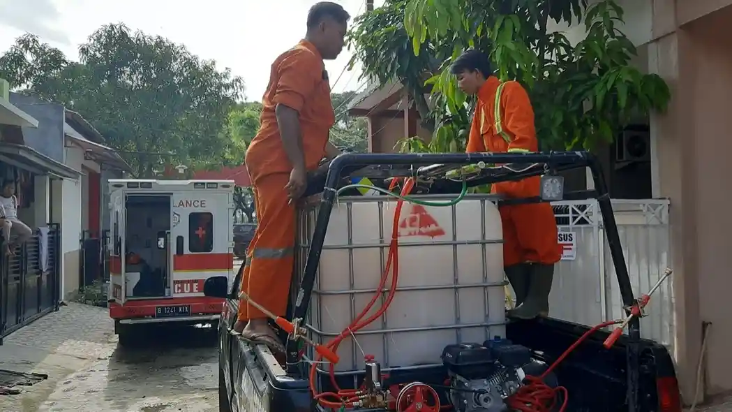 Berita - Suzuki Club Reaksi Cepat (SCRC) Perangi Corona Galang Donasi Dan Penyemprotan Disinfektan