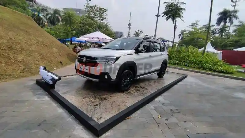 Berita - Resmi Diluncurkan, Inilah Perbedaan Suzuki XL7 Hybrid Dengan XL7 Terdahulu