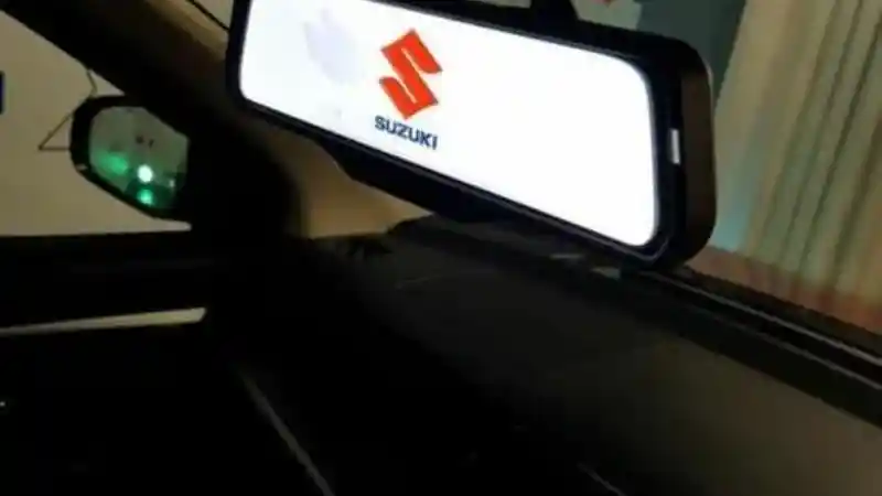 Foto - Bocor! Penampakan Suzuki XL7