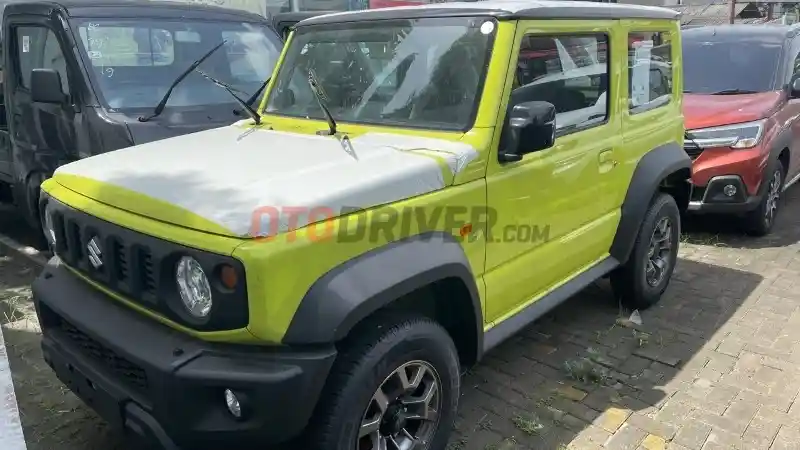 Berita - Suzuki Jimny Lansiran 2022 Masih Banyak Stok, Simak Harga dan Variannya