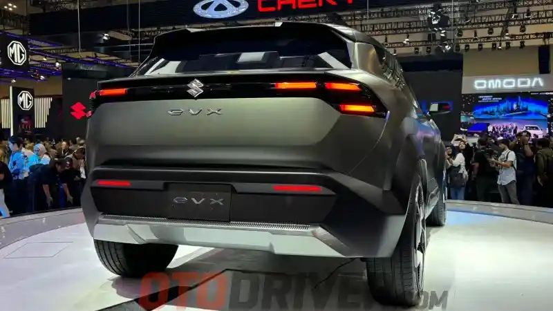 Foto - Suzuki eVX Diperkirakan Debut Dunia Januari 2025 Mendatang