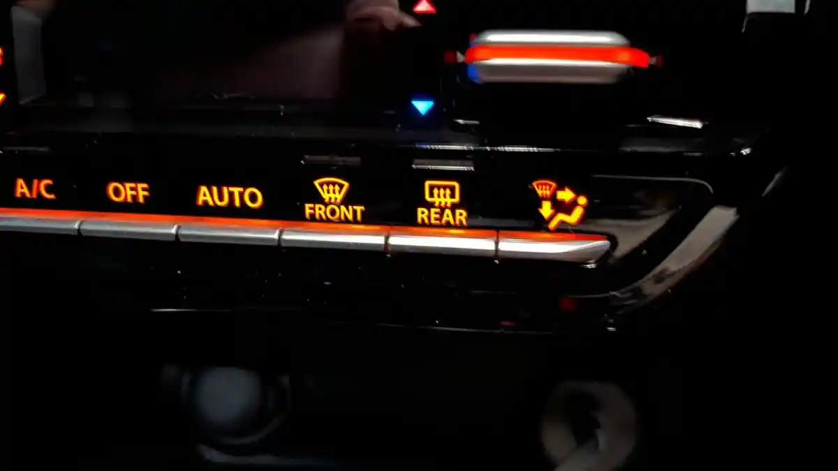 Foto - Beberapa Fitur Suzuki Fronx Yang Tidak Dimiliki Kompetitor