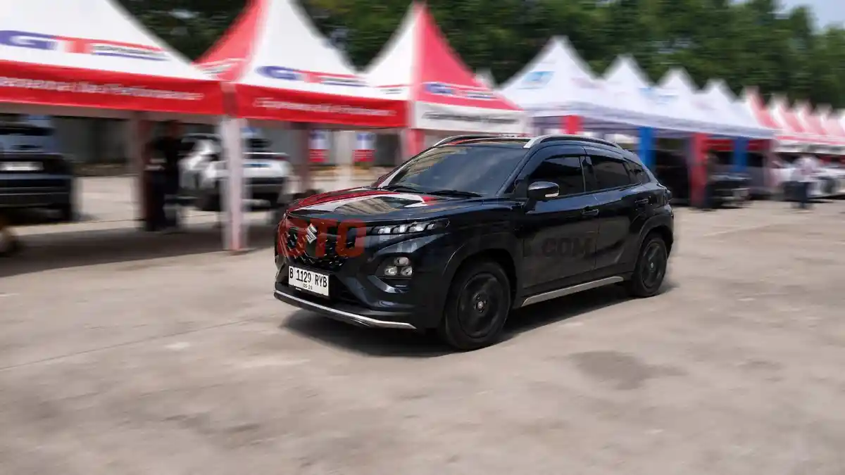 Berita - Setahun Melantai, Suzuki Fronx Tetap Jadi SUV Hybrid Harga Terjangkau dan Hadiahkan Varian Baru