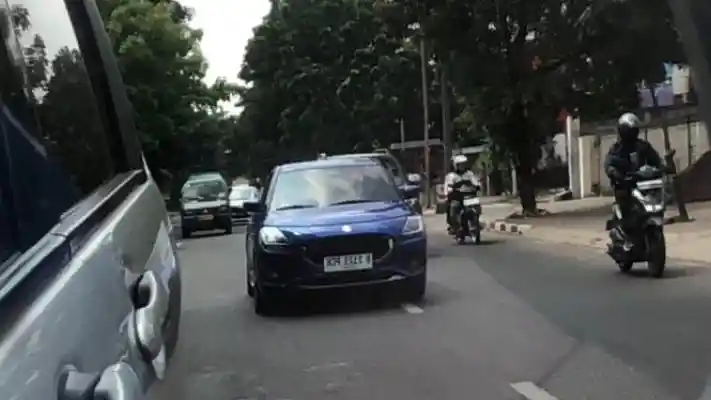 Foto - Penampakan Suzuki Swift Generasi Terbaru. Tanda Kembali Ke Indonesia?