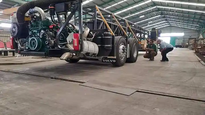 Bus - Armada Jetbus 3 PO Sempati Star dan Pandawa 87 Bersasis Volvo B11R Siap Meluncur