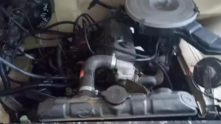 Foto - Viral Truk Mercy Bagong Dimodifikasi Pakai Mesin Kijang Kotak, Tampilannya Nampol