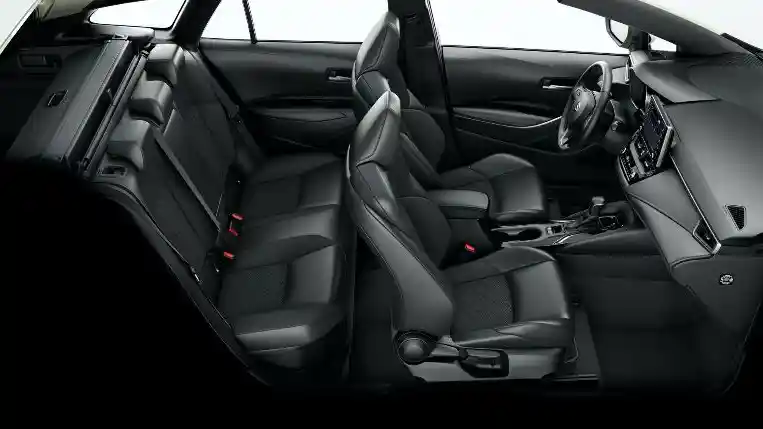 Foto - Suzuki Perkenalkan Estate Wagon Keren