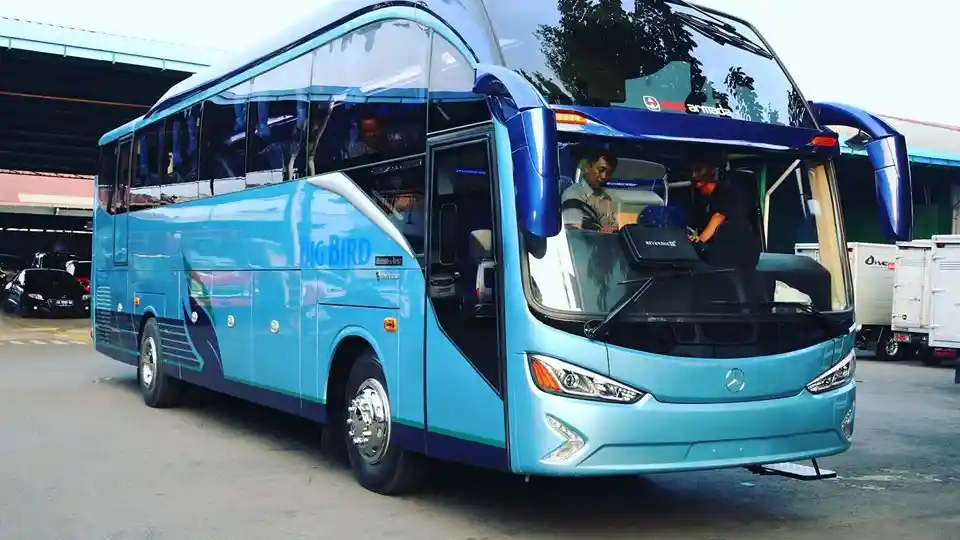 Berita - Tips Menggunakan Solar B30 untuk Truk dan Bus Mercedes-Benz Di Indonesia
