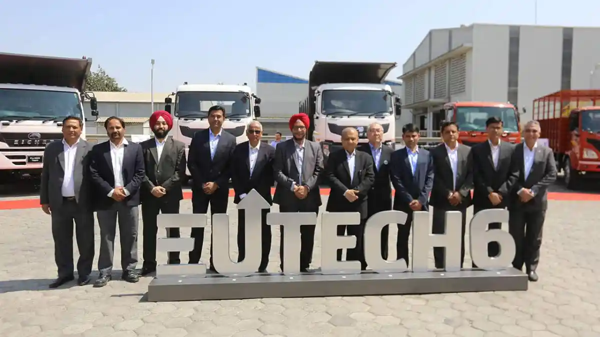 Foto - Volvo-Eicher Luncurkan Truk dan Bus Terbaru Berstandar Euro 6