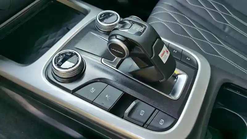 Foto - Great Wall Tank 300, G-Class Ala Cina Segera Merangsek Pasar Indonesia