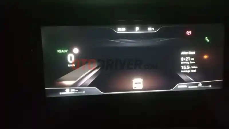 Foto - Melibas Jalanan Menanjak Dari Jakarta Hingga Setiabudi Bandung, Segini Konsumsi BBM GWM Tank 500 HEV