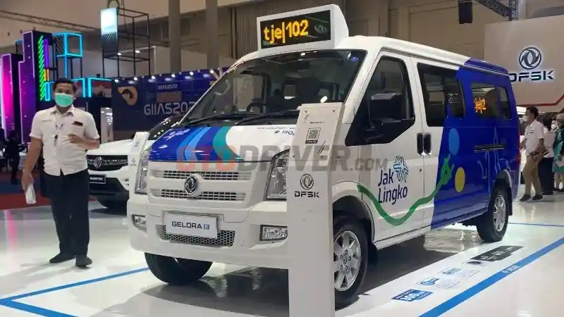 Foto - Mobil Listrik Menjadi Solusi Hadapi Kenaikan BBM