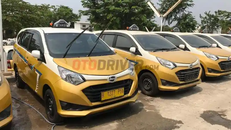 Foto - Daihatsu Sigra yang Jadi Taksi Bukanlah Tipe Terendah