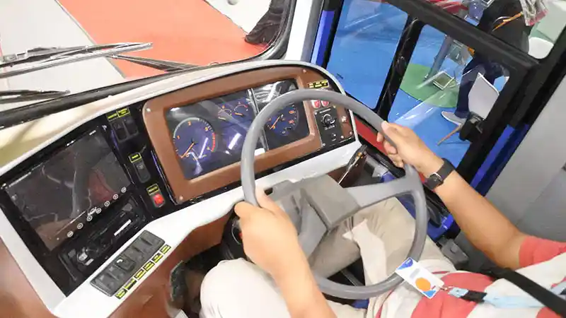 Foto - Hino Hadirkan Bus Tayo Di GIICOMVEC 2020, Ini Detailnya