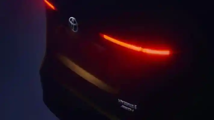 Foto - Misteri Kelahiran Toyota Starlet Crossover 