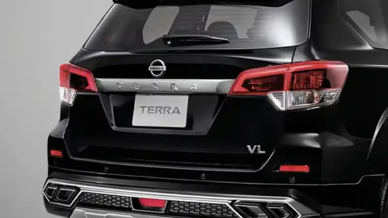 Foto - Varian Baru Musuh Fortuner Hadir di Thailand