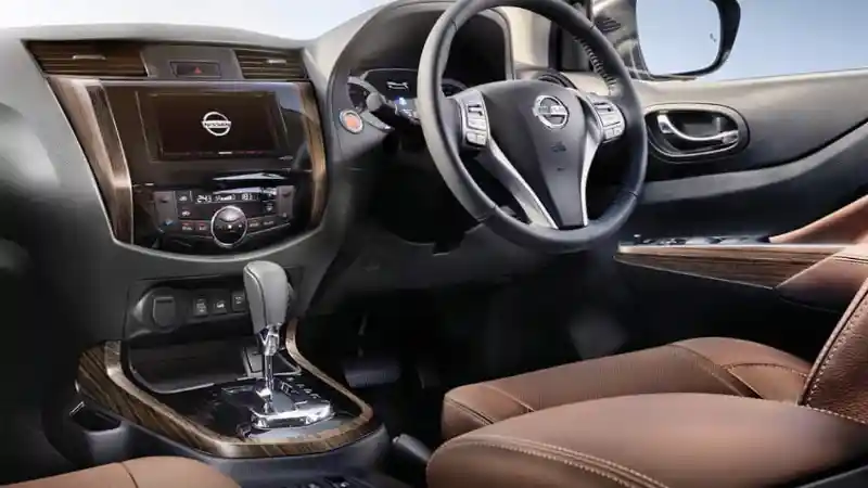 Foto - Varian Baru Musuh Fortuner Hadir di Thailand