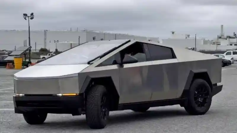 Berita - Mulai Terungkap, Tesla Cybertruck Akan Punya Fitur Unik Ini