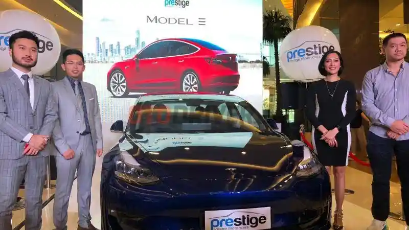 Berita - Tesla Model 3 Resmi Diluncurkan, Bebas Ganjil Genap!