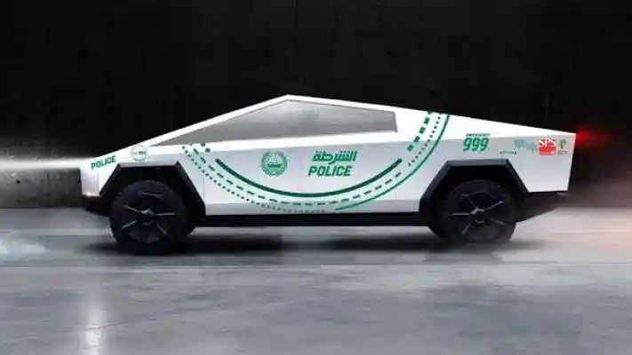 Foto - Setelah Supercar, Kini Polisi Pariwisata Dubai Pakai Tesla Cybertruck