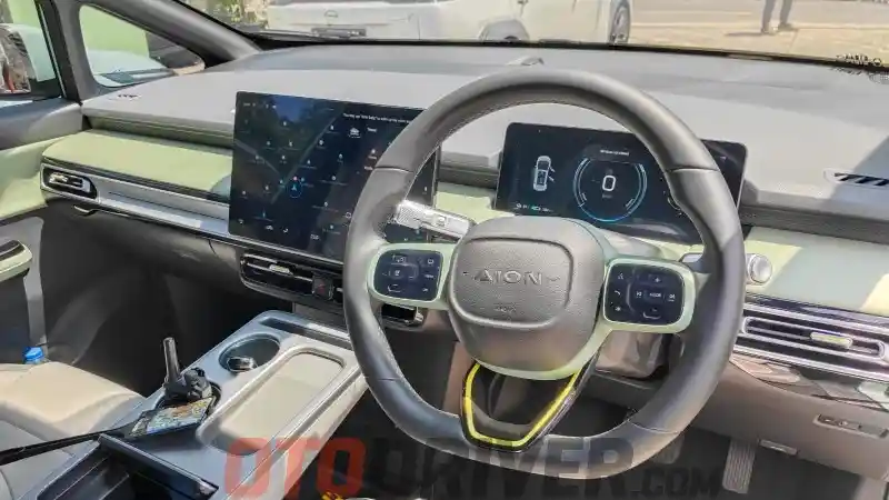 Foto - Mencicipi AION Y Plus, Lintasi 339 Km Tanpa Range Anxiety