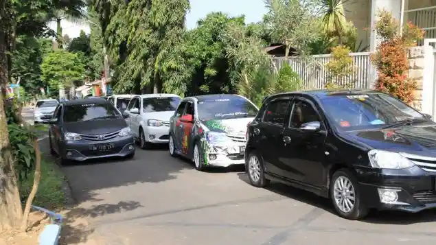 Foto - KOMUNITAS: Toyota Etios Valco Club Indonesia HUT Kedua Sekaligus Rotasi Pengurus
