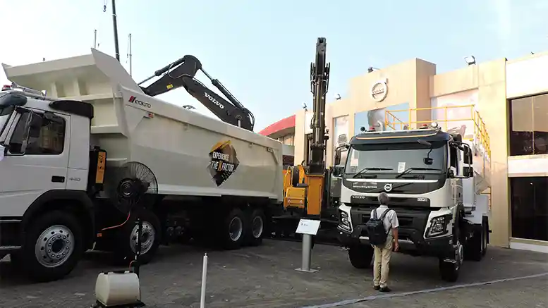 Berita - Volvo Trucks : Jajaran Truk Dengan I-Shift dan Crawler Gears Baru Tampil Memukau di Mining Indonesia 2017