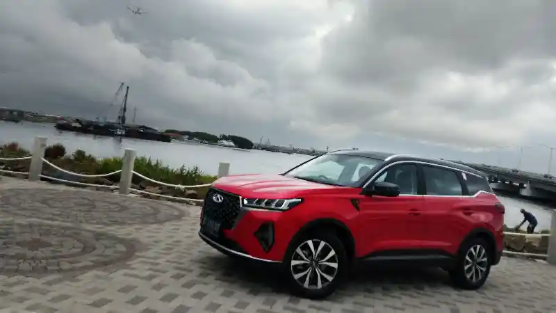 Foto - Chery Tiggo 7 Pro dan 8 Pro Tak Dilengkapi Fitur ADAS Selengkap Pesaingnya. Mengapa?