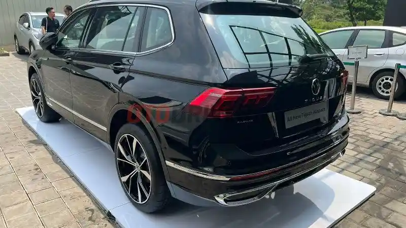 Foto - Resmi Dijual Rp 854 Juta, Inilah Keunggulan VW Tiguan Allspace Terbaru