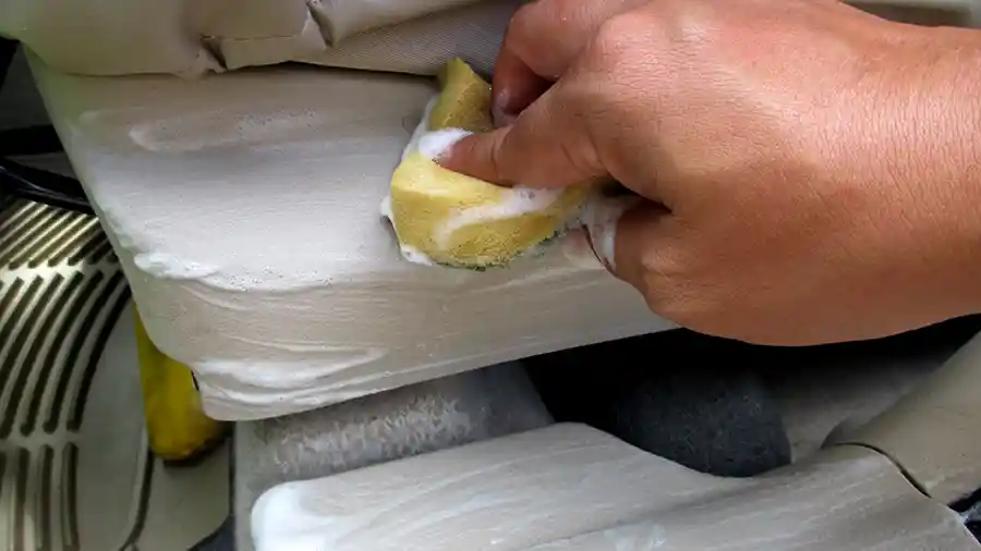 Foto - Interior Bisa Bersih Hanya Modal Rp 20 Ribu, Ini Caranya