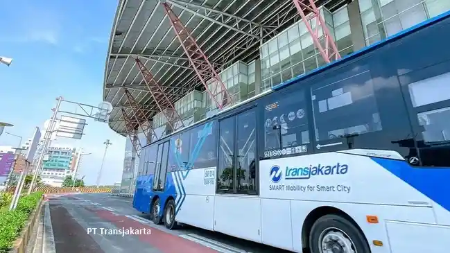 Berita - Hari Ini Layanan Transjakarta Bayar Rp1 Saja