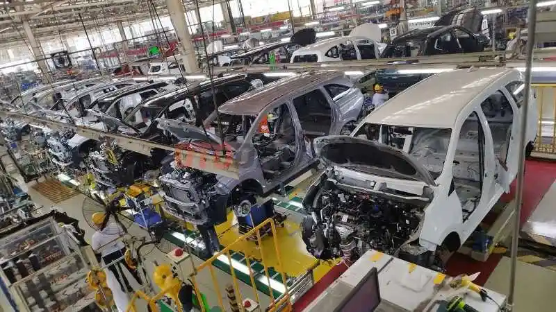 Berita - Mesin Toyota Bikinan Indonesia Sudah Siap Tenggak Bioetanol dari Sejak Lahir
